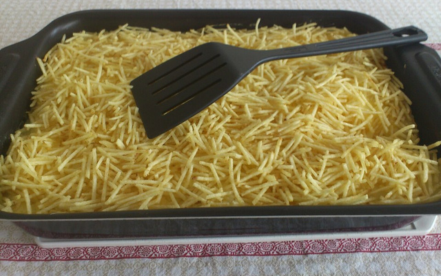 Batata recheada em travessa