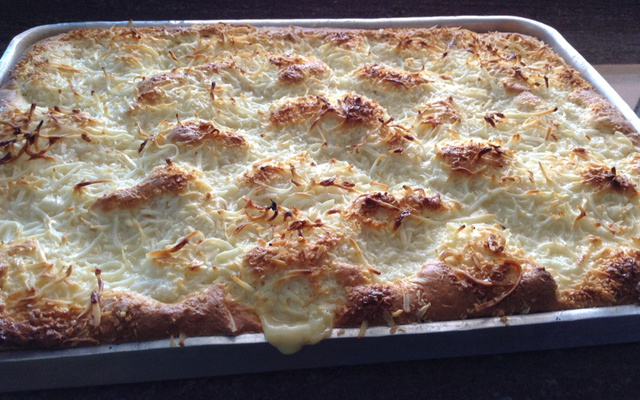 Bolo assado já com o recheio