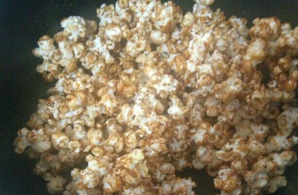 Pipoca doce caramelizada