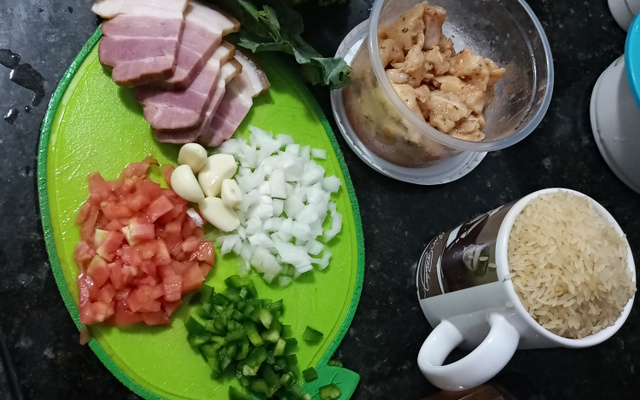 Arroz de talos de brócolis à moda do Bessa