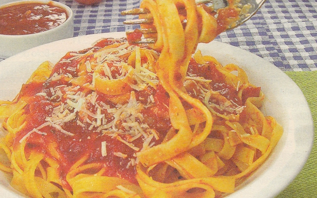 Macarronada deliciosa e fácil