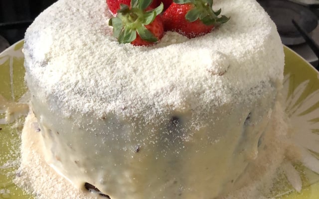 Bolo vulcão de leite ninho