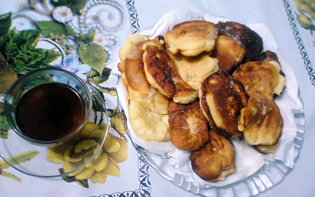 Bolinho frito de leite condensado