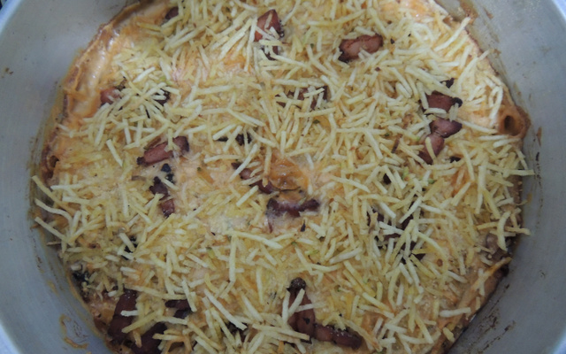 Frango com Catupiri e batata palha da tia Gracia