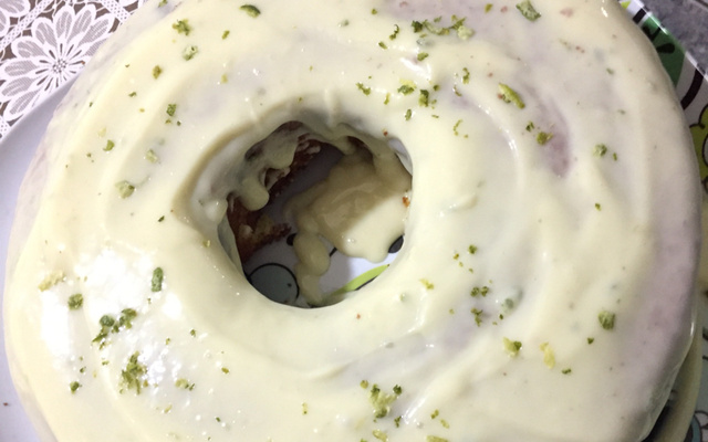 Bolo verde de limão