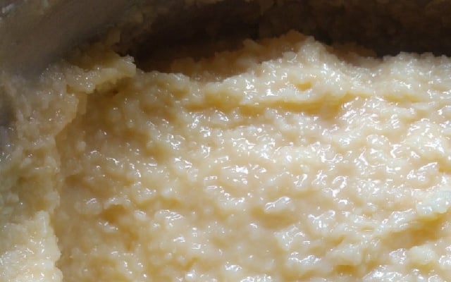 Recheio cremoso de coco para bolo