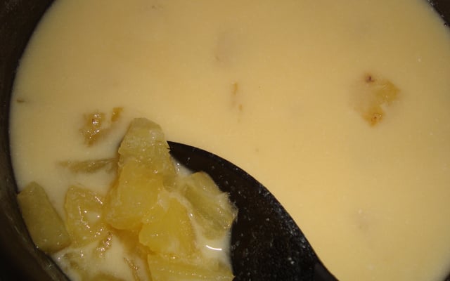 Doce de abacaxi cremoso