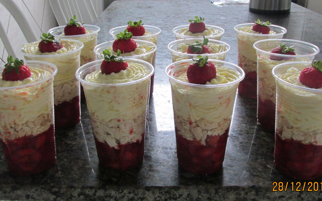 Merengue de morangos