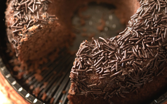 Bolo de chocolate simples de liquidificador