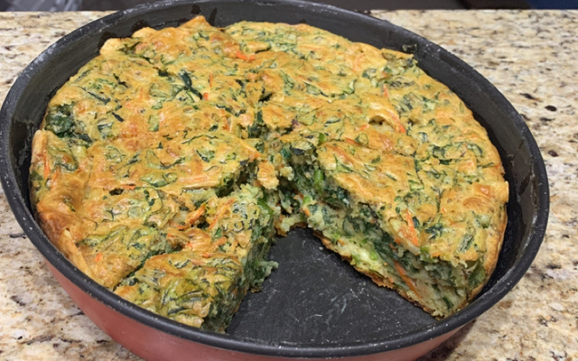 Torta de espinafre de liquidificador