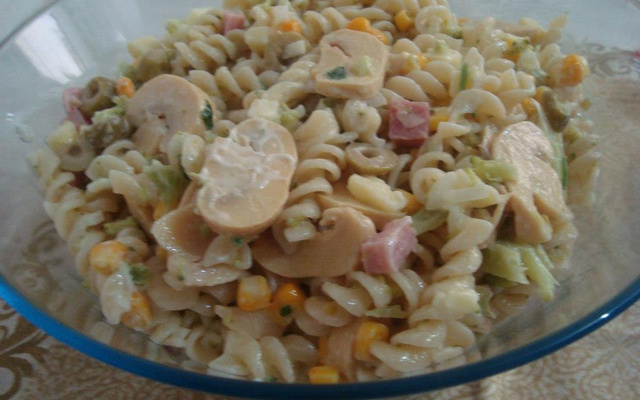 Salada de macarrão
