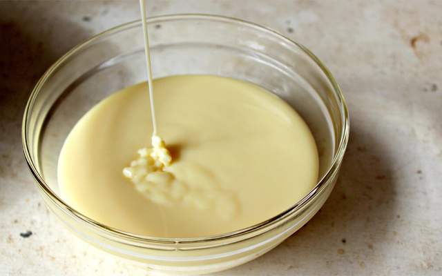 Leite condensado caseiro