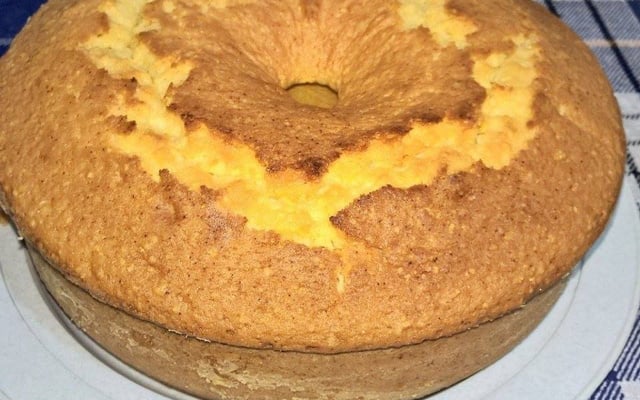 Bolo com flocos de milho baiano