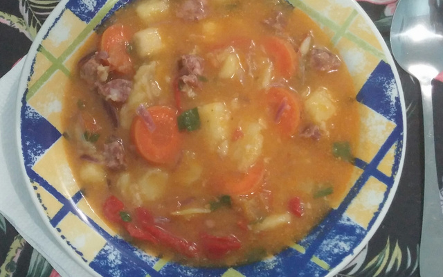 sopa de fruta pao