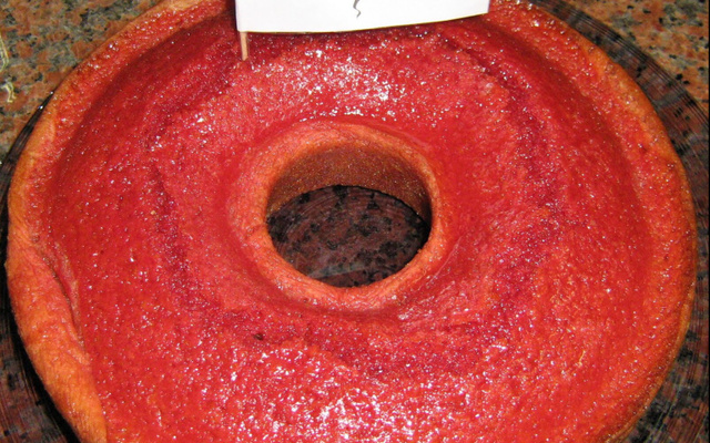 Bolo nutritivo de cenoura com beterraba