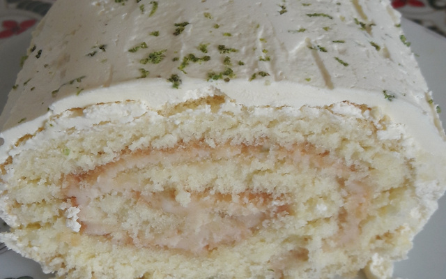 Rocambole trufado de limão