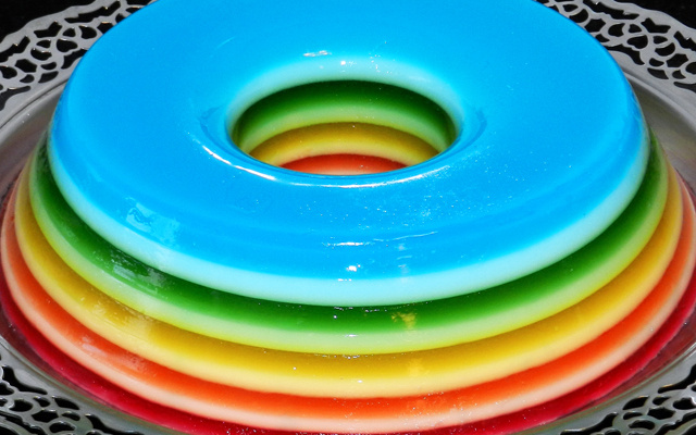 Gelatina cremosa e colorida