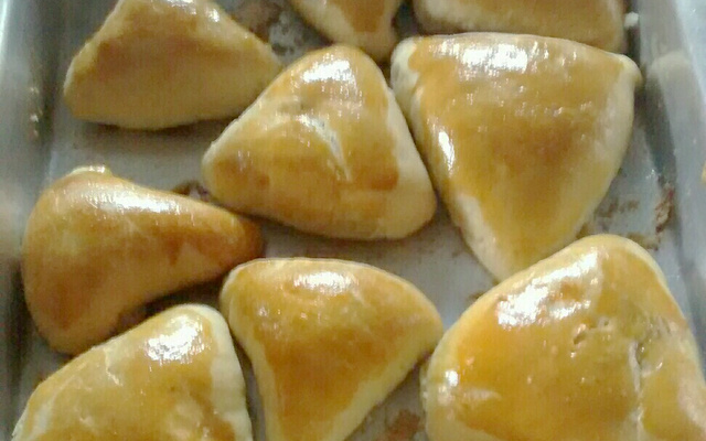 Esfiha de carne adaptada (receita turca)