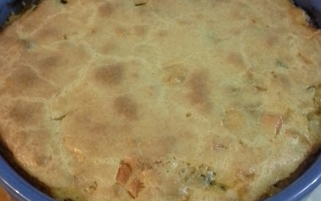 Torta de frango com creme de soja, cenoura e espinafre