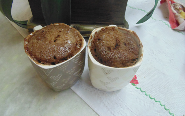 Bolo de chocolate na caneca