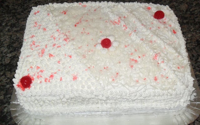 Bolo de abacaxi precioso (festa)