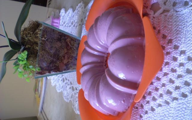 Sorvete de desenformar com calda