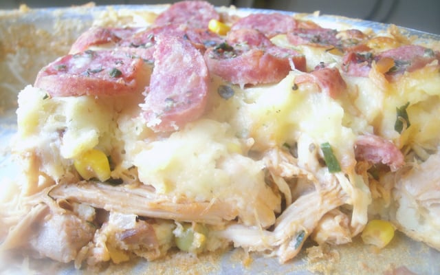 Torta cremosa de frango de liquidificador