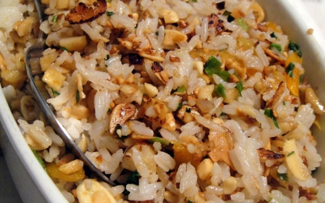 Arroz com nozes