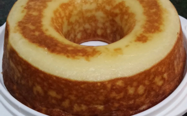 Bolo de carimã (mandioca puba)