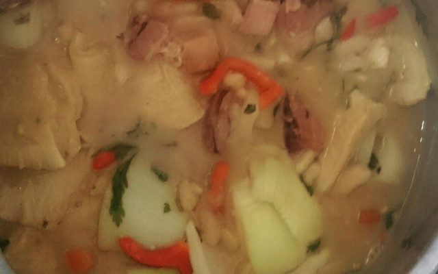 Feijão branco com dobradinha