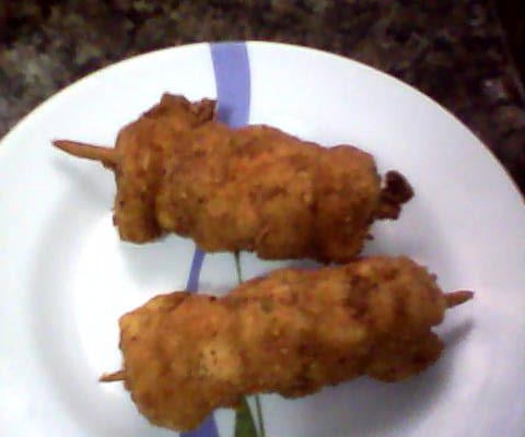 Espetinho de frango com queijo coalho