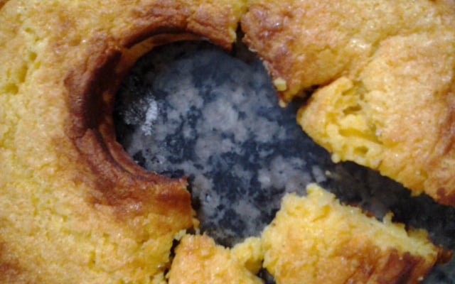 Bolo molhado de milho