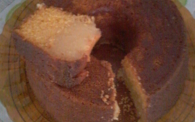 Bolo de fubá cremoso