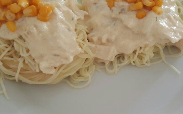 Massa ao molho branco de palmito