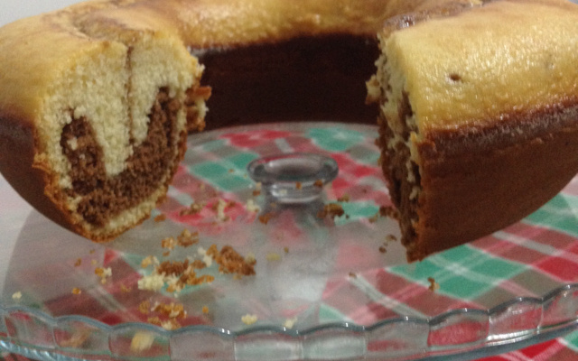 Bolo mesclado de liquidificador