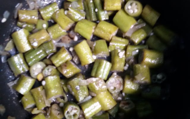 Quiabo refogado (sem baba)