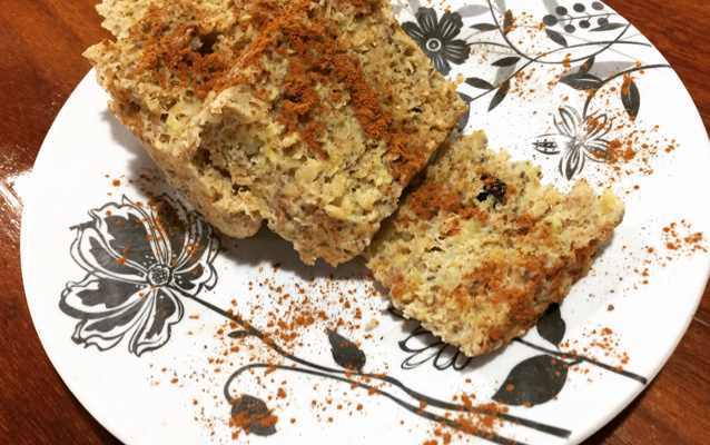 Bolo fit de banana de caneca