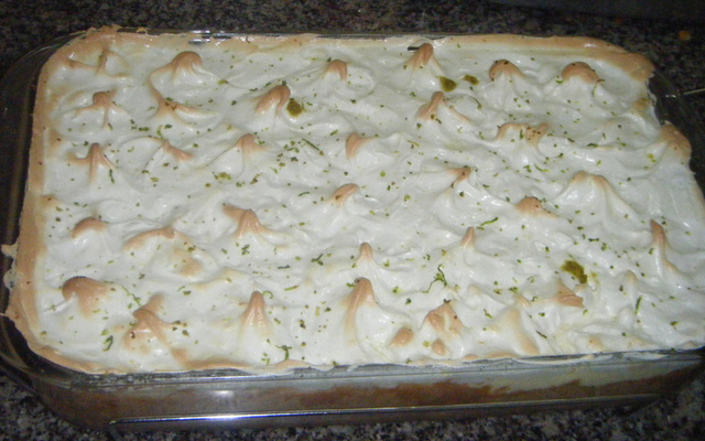 Torta de limão com suspiro