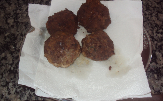 Bolinho de carne moída da mamãe