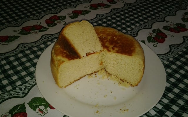 Pão feito na panela elétrica de arroz
