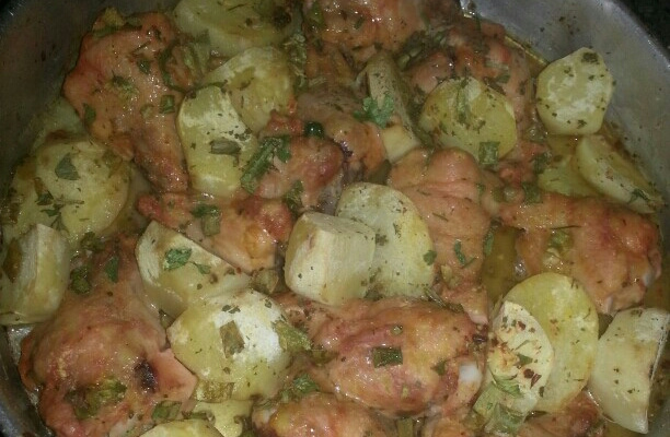 Frango com batata estilo da vovó para impressionar