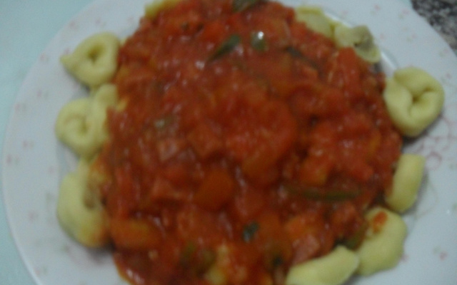 Molho fácil com salame