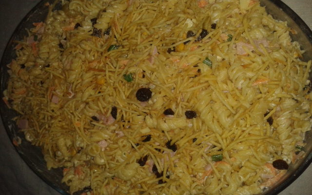 Salada de macarrão da Aline