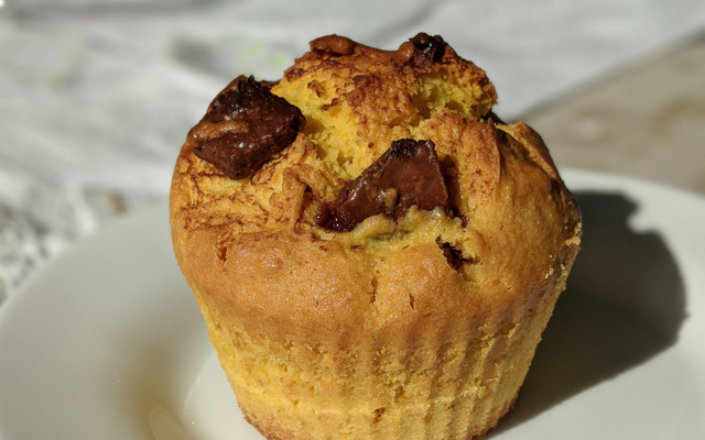Muffin de cenoura com chocolate