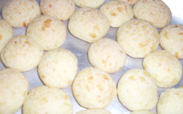 Pão de queijo fácil