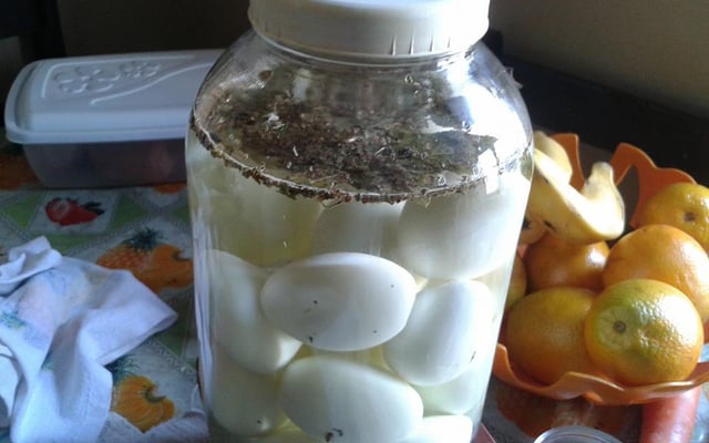 Ovos de galinha em conserva