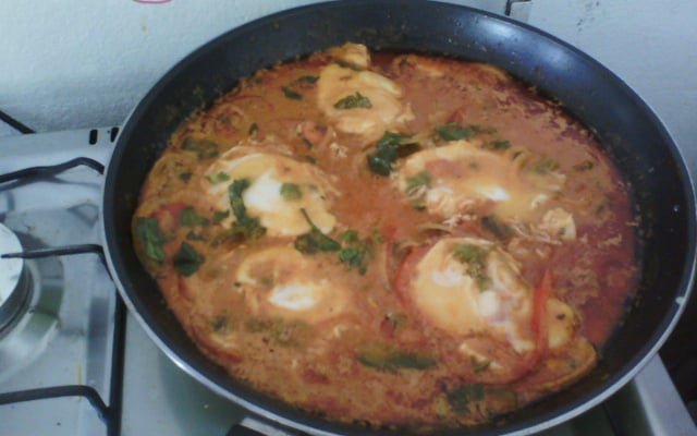 Moqueca de ovo com sardinha