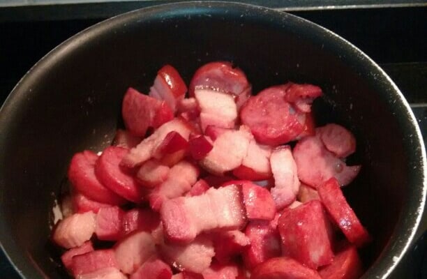 Sopa de mandioca com carne seca