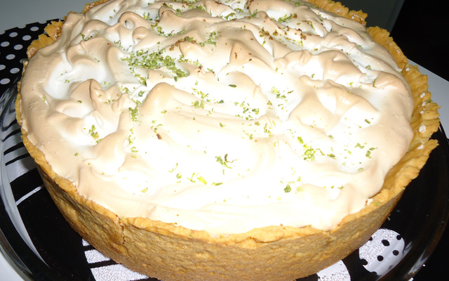 Torta de limão com cobertura de suspiro