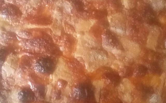 Bolo de banana com queijo e canela